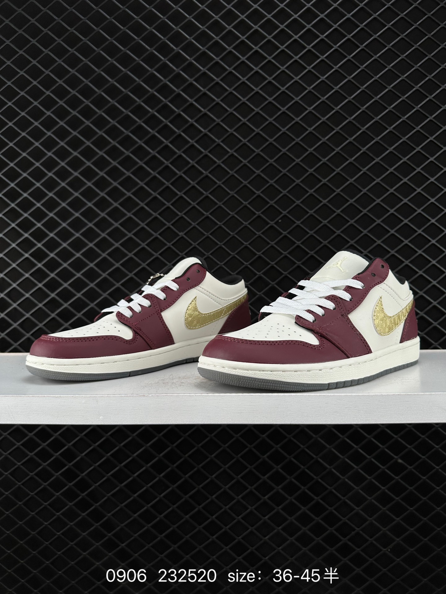 Air Jordan 1 Low AJ1